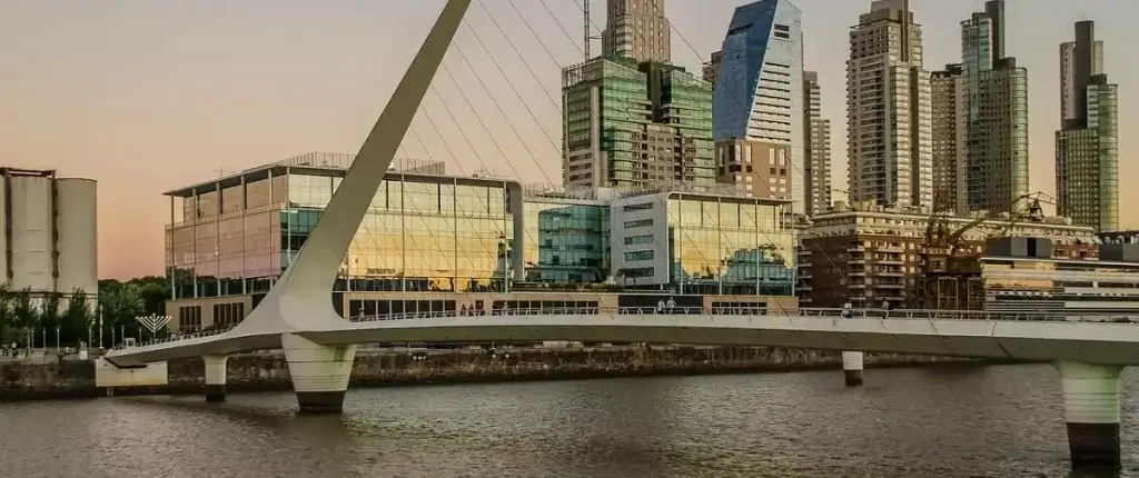 المواصلات من مطار بوينس آيرس إلى وسط المدينة